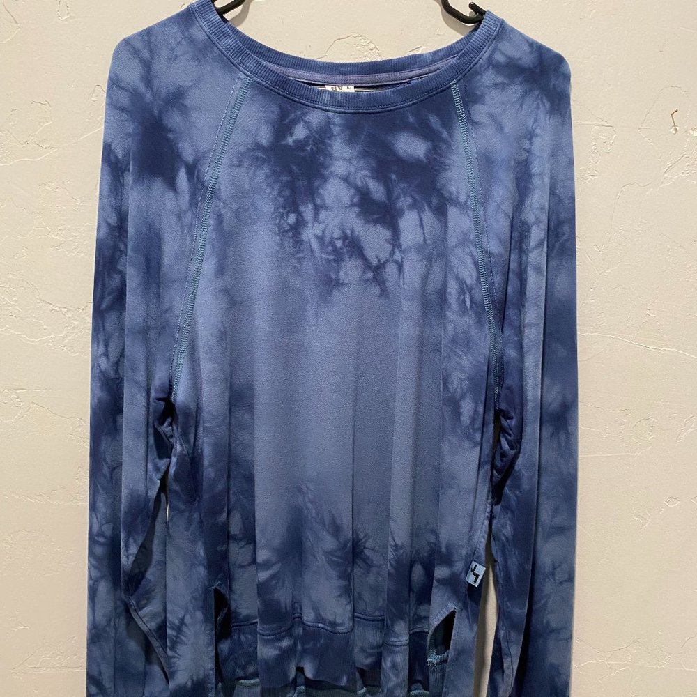 JOY LAB MEDIUM CREW NECK BLUE TYE DYE BLUE.